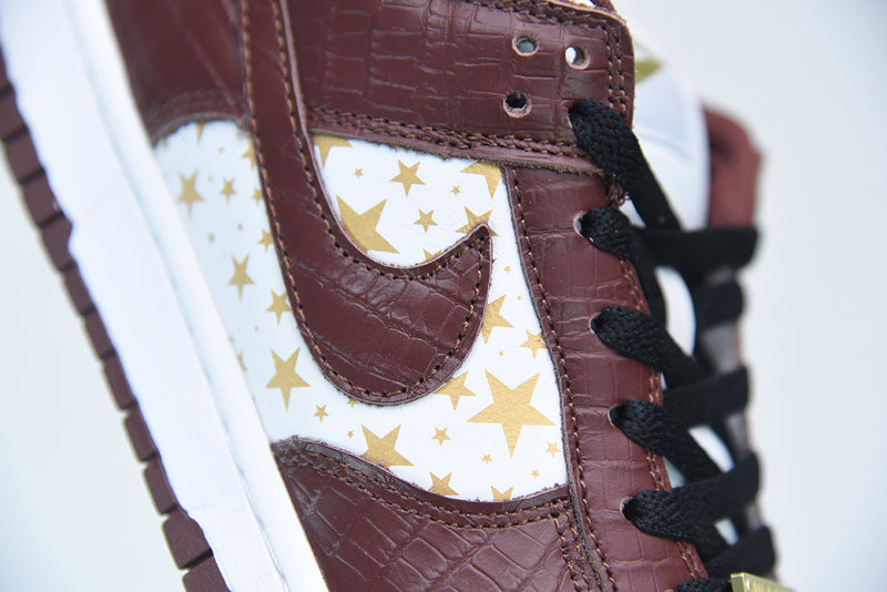 Nike Supreme x Dunk Low OG SB QS 'Barkroot Brown'